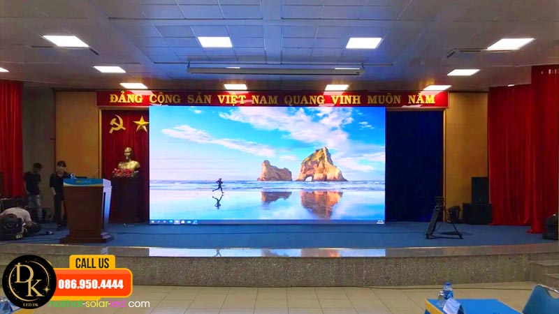 Đơn vị thi công màn hình led quán karaoke, bar, sân khấu sự kiện uy tín