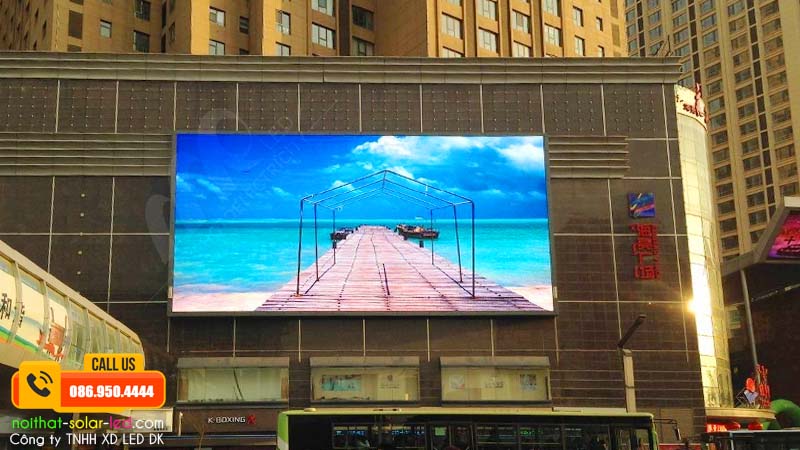 màn hình bên ngoài dùng cho quảng cáo rất bền bỉ