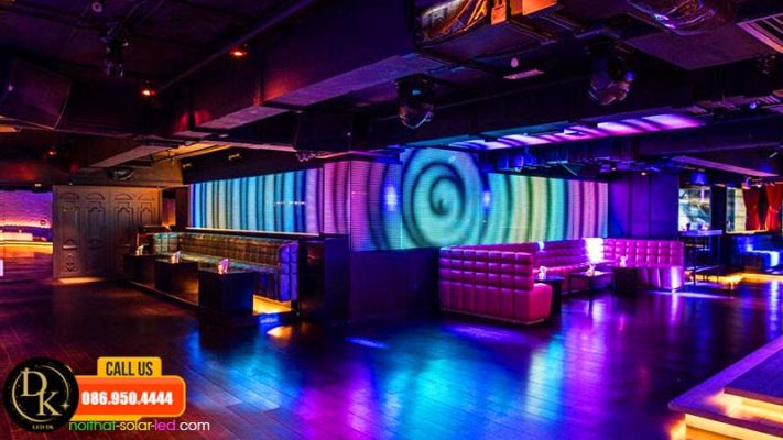 Chọn đơn vị uy tín khi thi công lắp đặt màn hình led cho quán trà