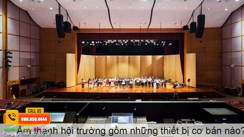 Loa để truyền tải âm thanh cho sân khấu